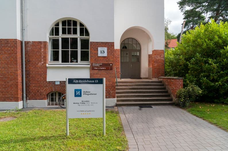 Pflegedienst Hahne am Heidehaus in Oldenburg, Fachpflege und Ambulante Pflege, kompetent und vertrauenswürdig im Gesundheits- und Altenpflegebereich.
